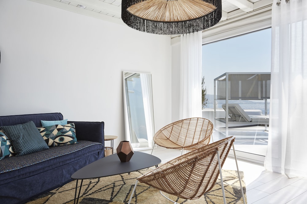 Kouros Hotel and Suites 22/41