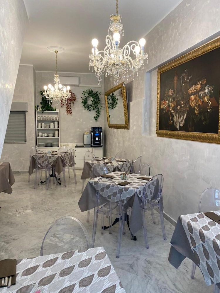 La Serenissima Hotel 9/44