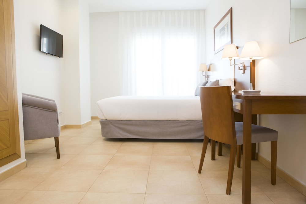 ALBUFERA APARTHOTEL 21/28