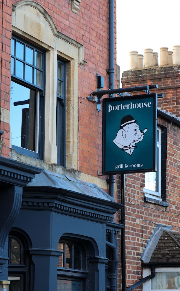 The Porterhouse Grill & Rooms 1/50