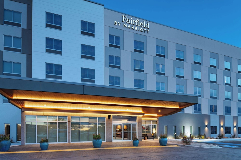 Fairfield By Marriott Inn & Suites Albuquerque Uptown 1/25