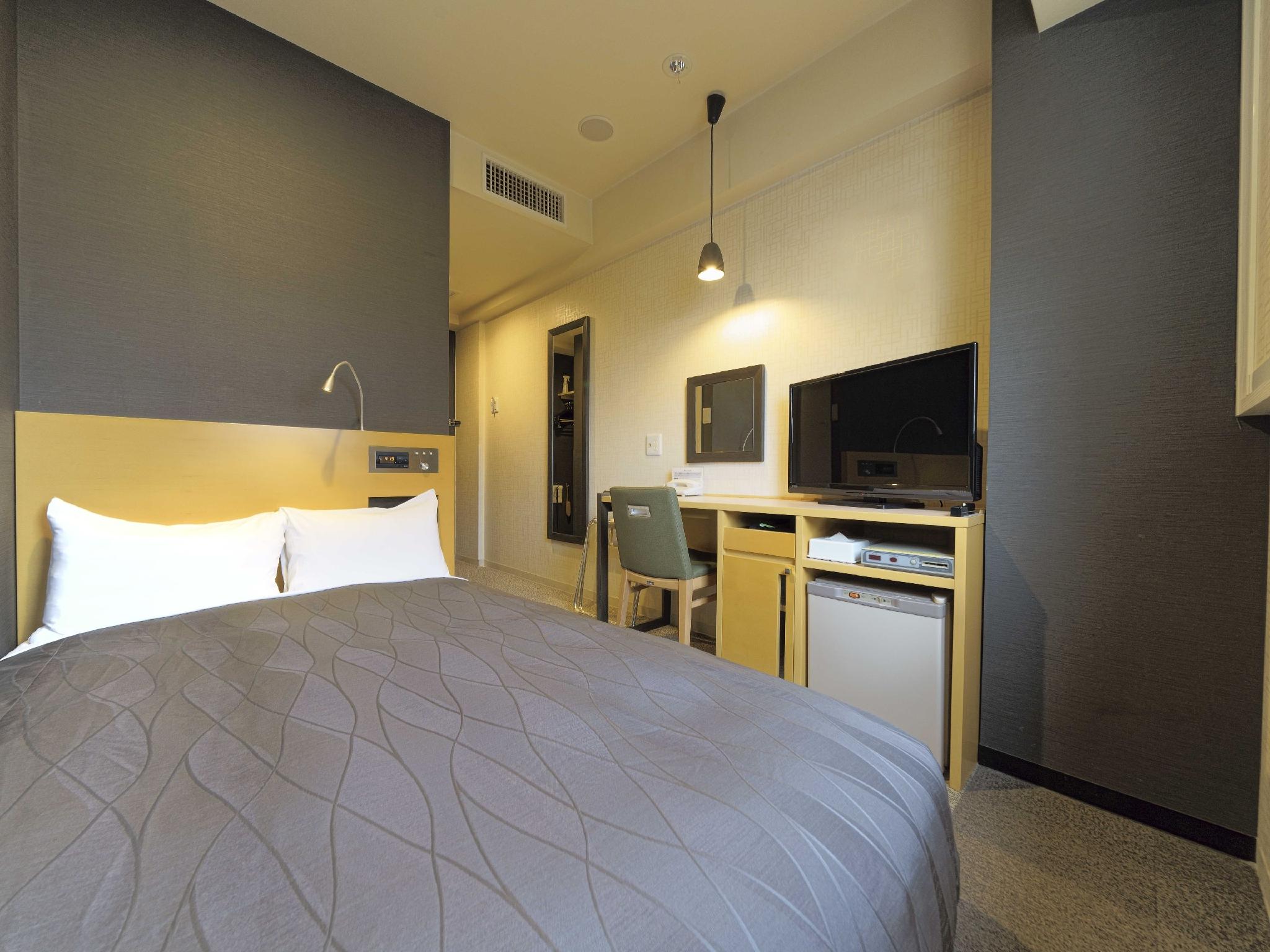 Semi Room, Double Bed, Smoking