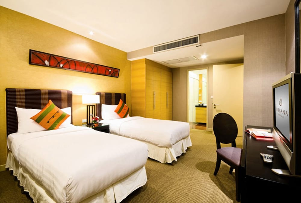 Urbana Sathorn Bangkok, Thailand 17/81