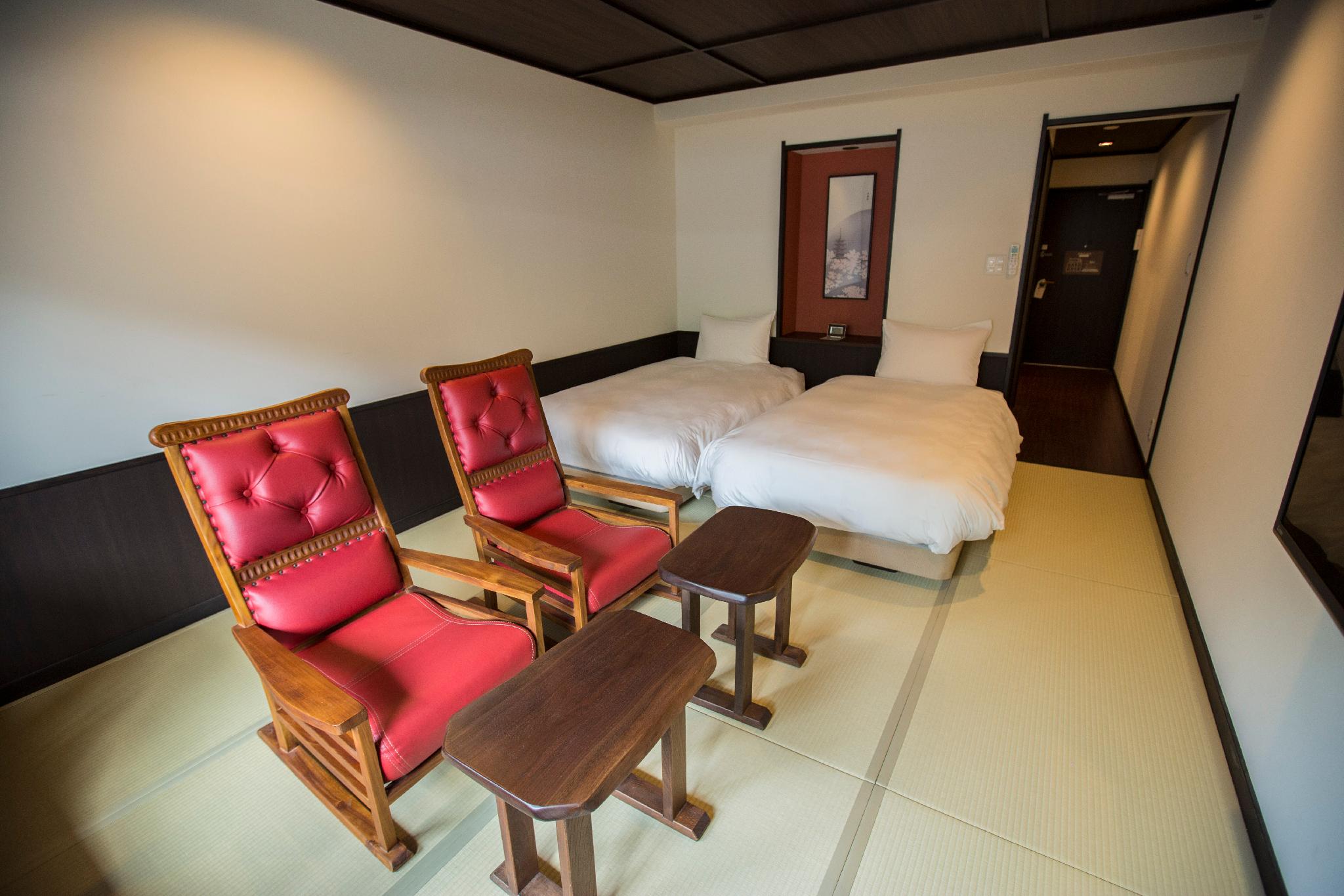Japanese Western, Cherry, Superior, Twin Beds