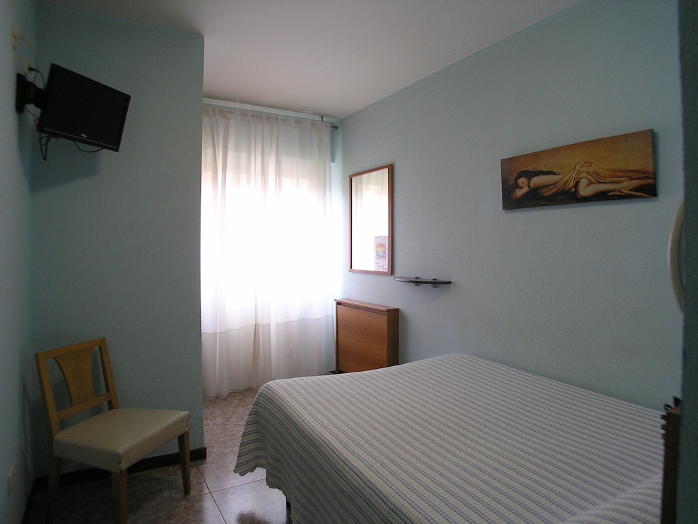 Iraipe Gorbea Hotel 11/48