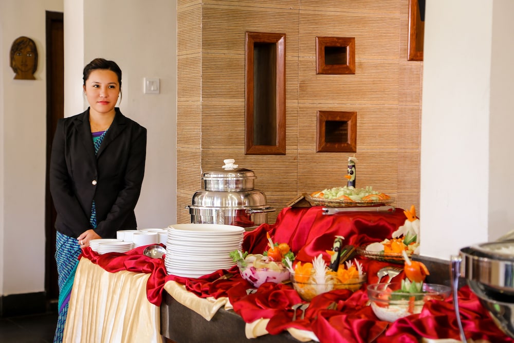 Atithi Resort And Spa 10/67