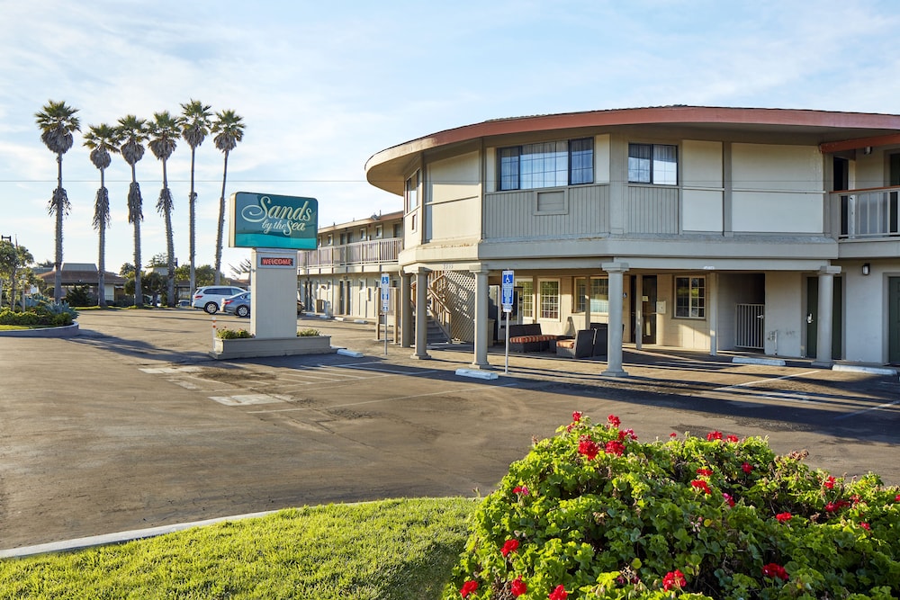 Sands by the Sea 3/23