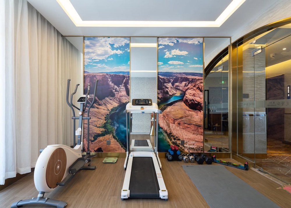 Nostalgia S Hotel (Beijing Xi Dan Jinrong Street) 32/41