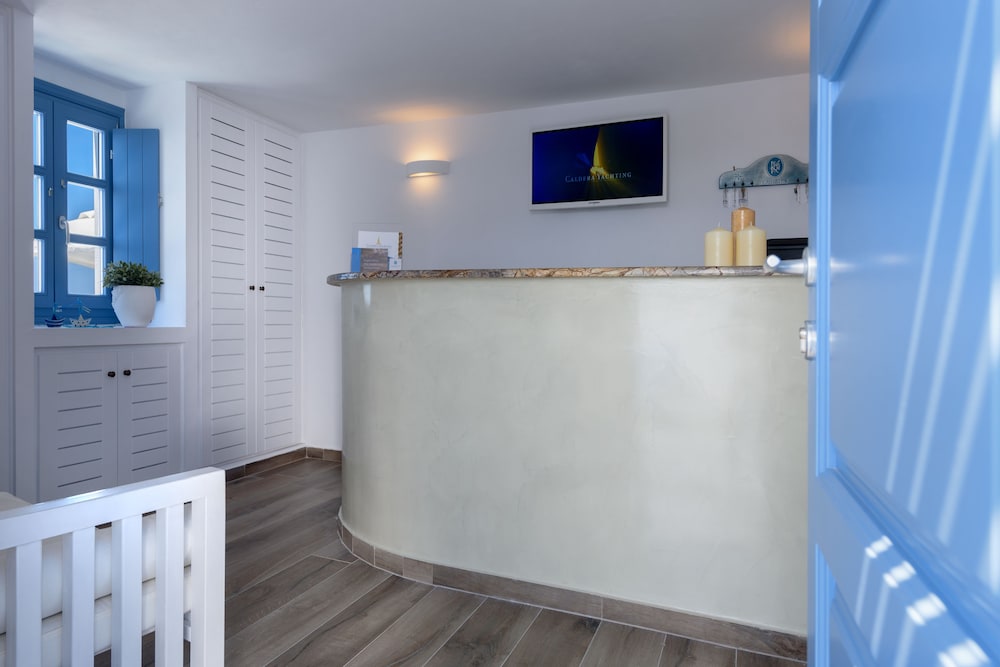 Kamares Apartments 2/50