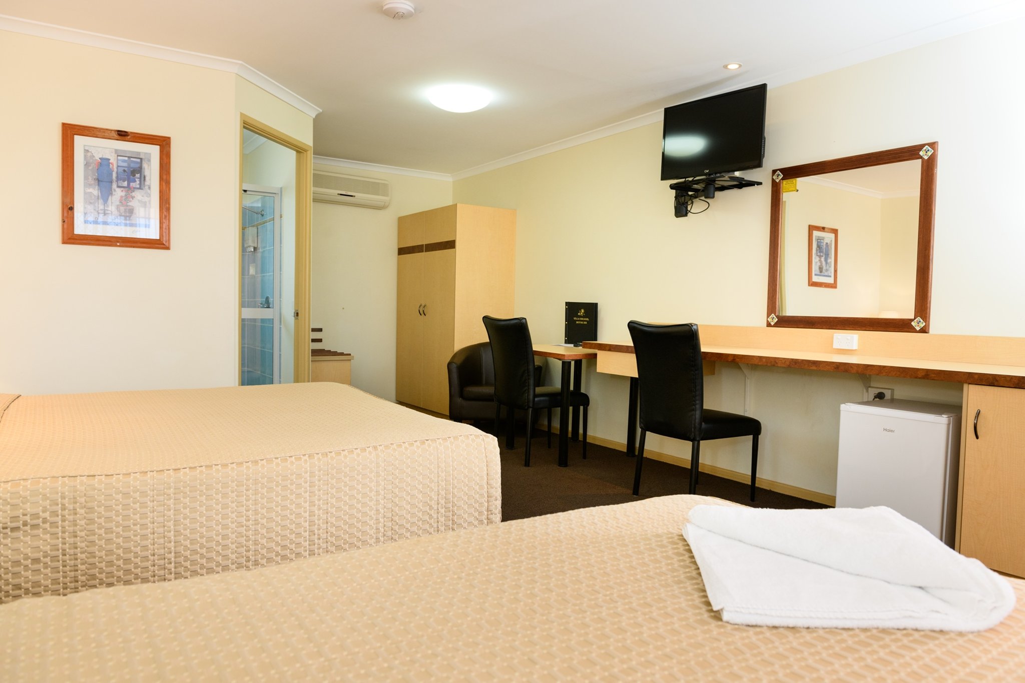 VILLA MIRASOL MOTOR INN 17/32