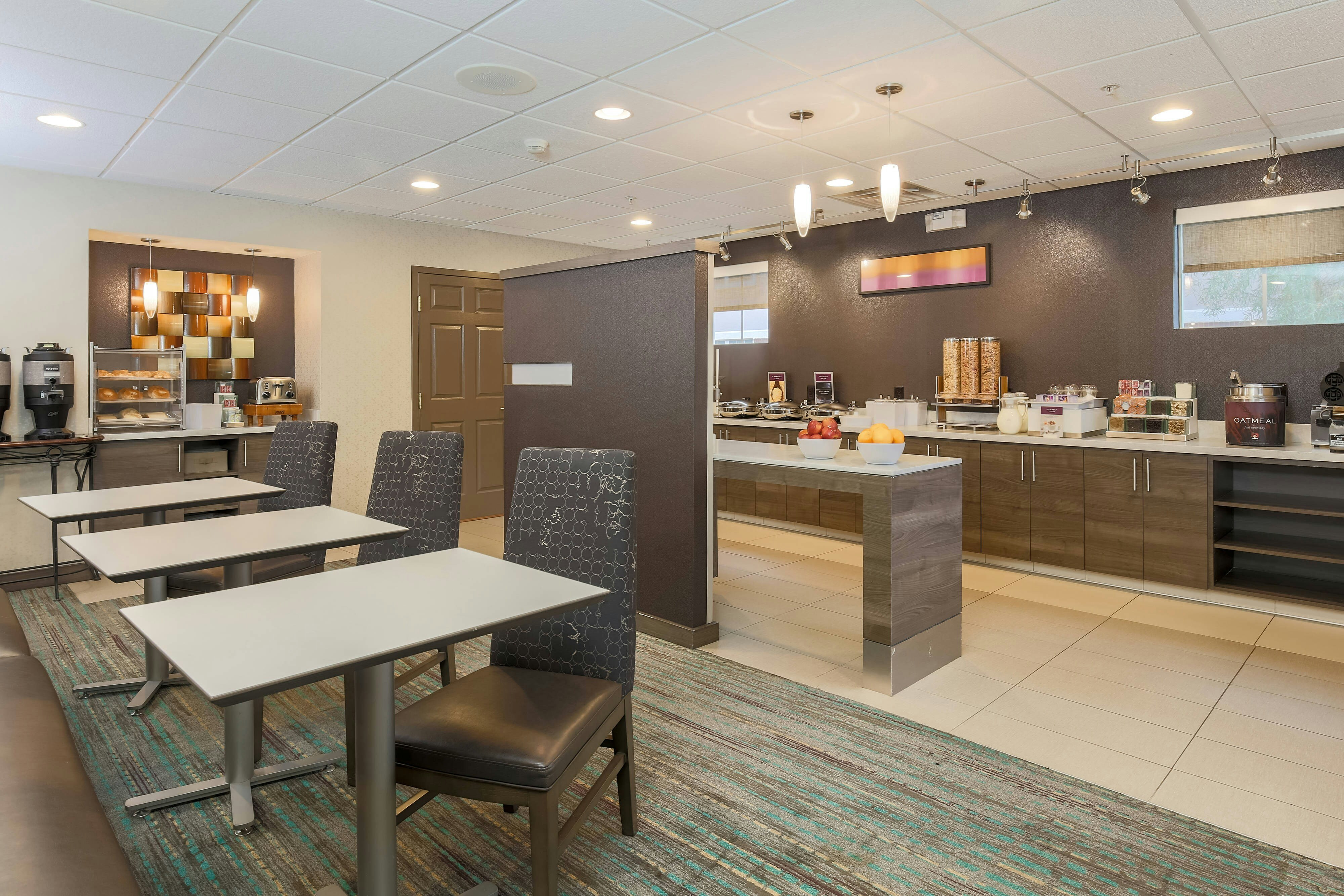 Residence Inn Phoenix Chandler/Fashion Center 22/32