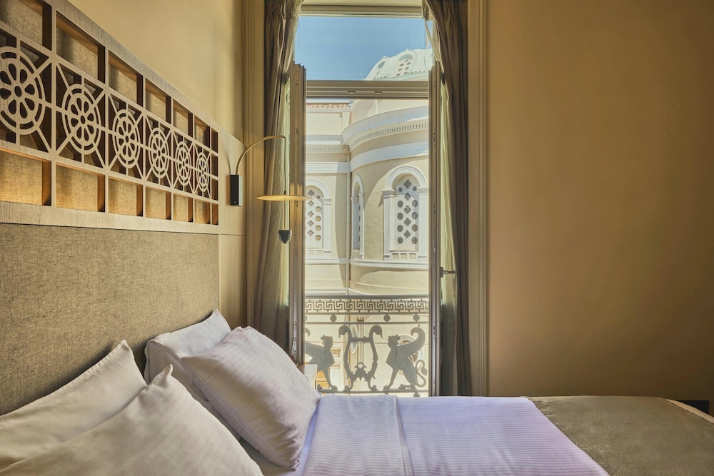 Athenian, Superior, Queen Bed، Athens 1890 Boutique Hotel & Spa 9/10