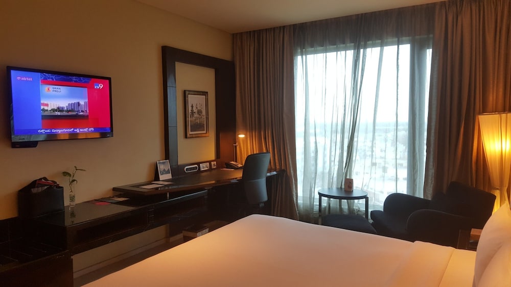 Vivanta Hyderabad, Begumpet 31/55