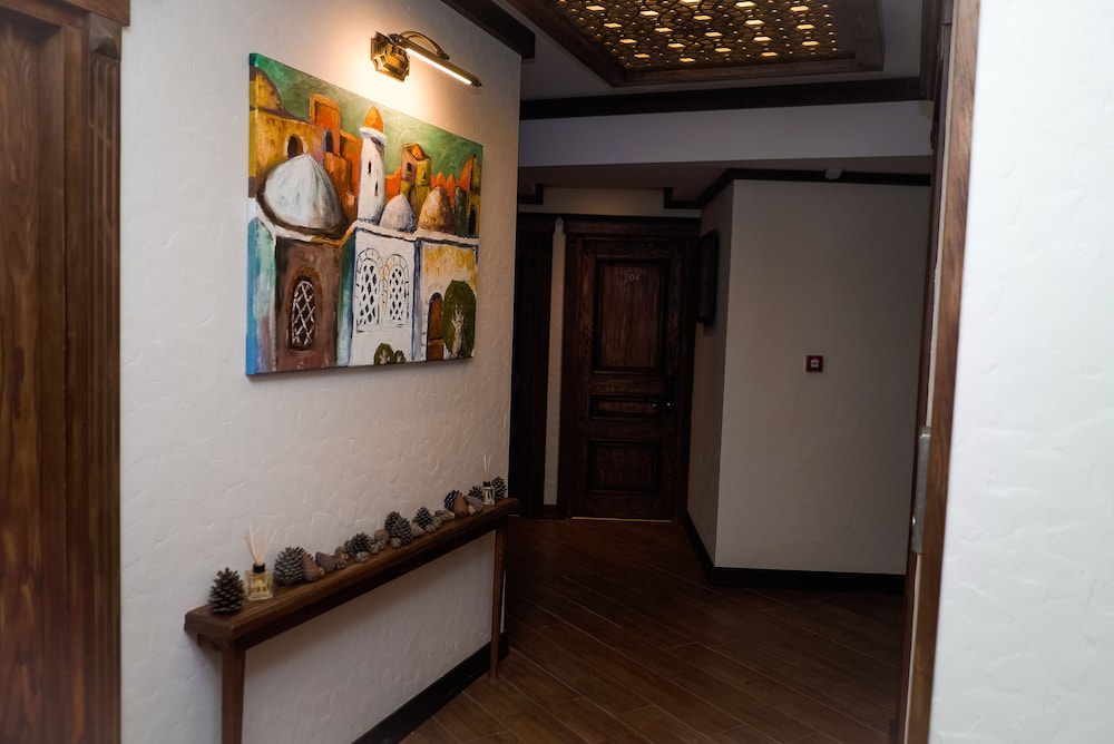 Maajid Hotel 7/50