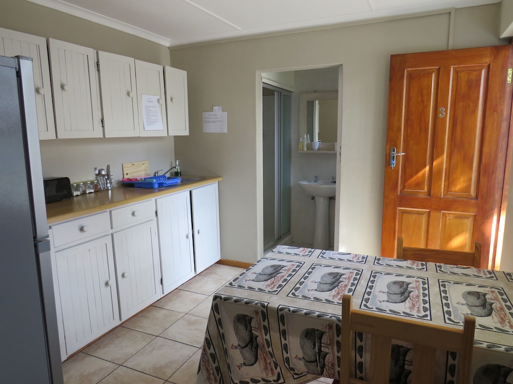 Haus Victoria Self Catering Cottages 3/27