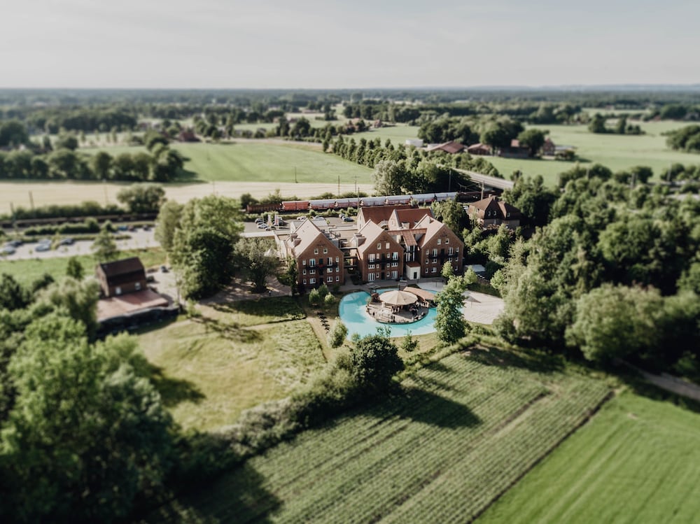 LANDHOTEL HOF BEVERLAND 62/69