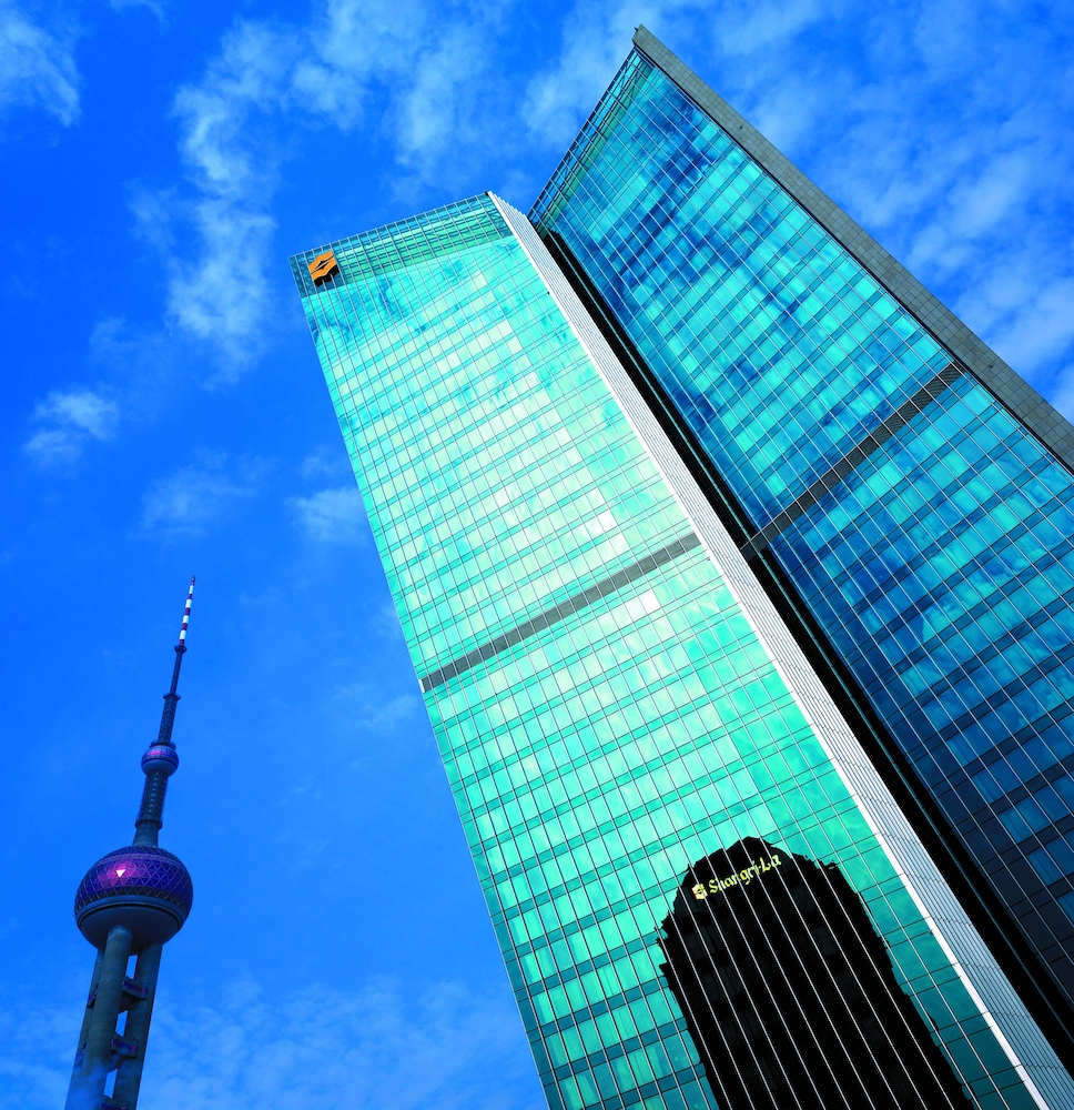 Pudong Shangri La 4/77