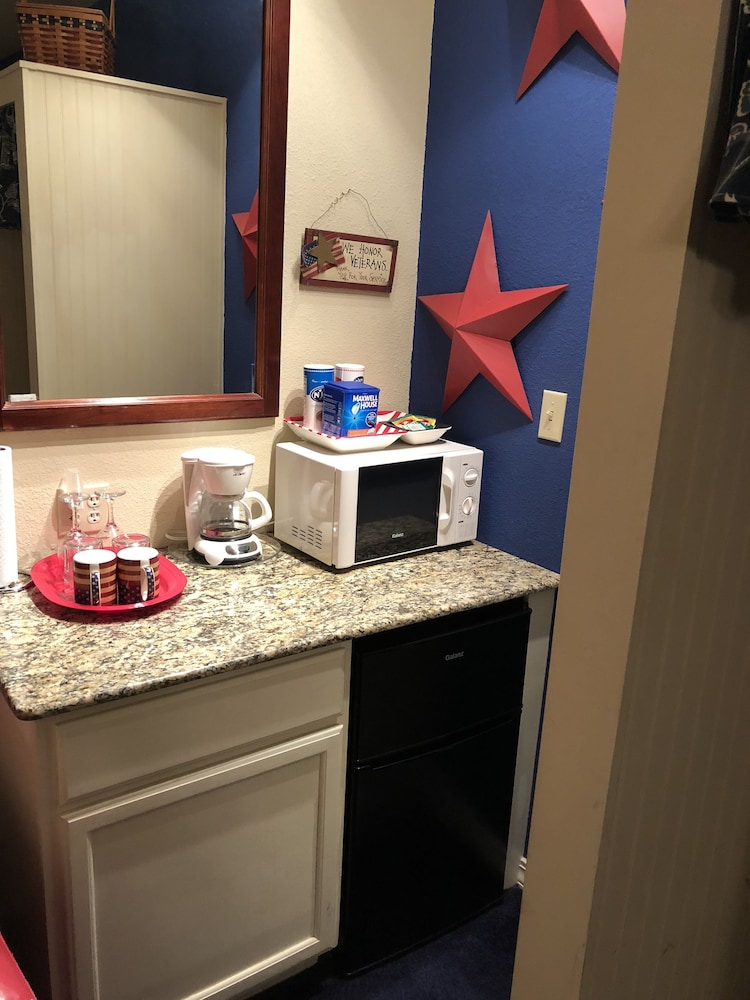 All Seasons Inn Eureka Springs 14/50