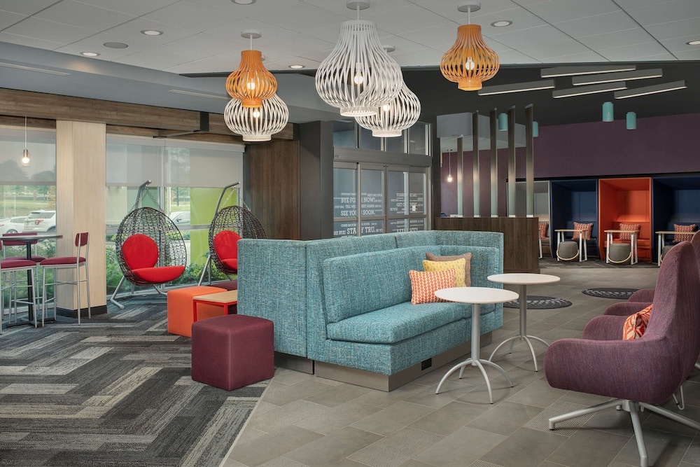 Tru By Hilton Charlotte Airport Lake Pointe 25/43
