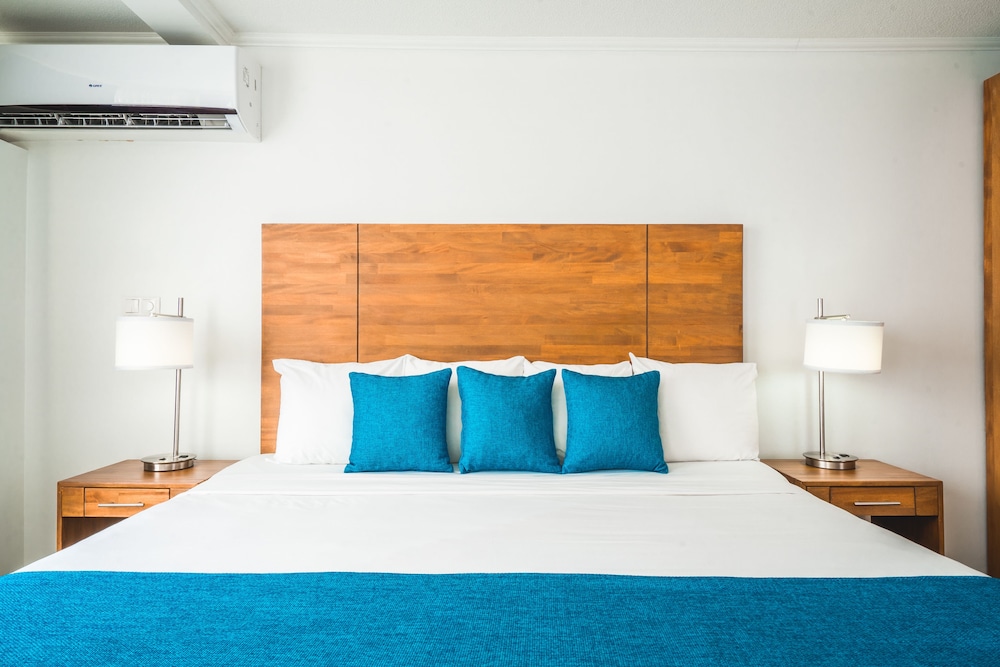 City Suites Curacao 19/70