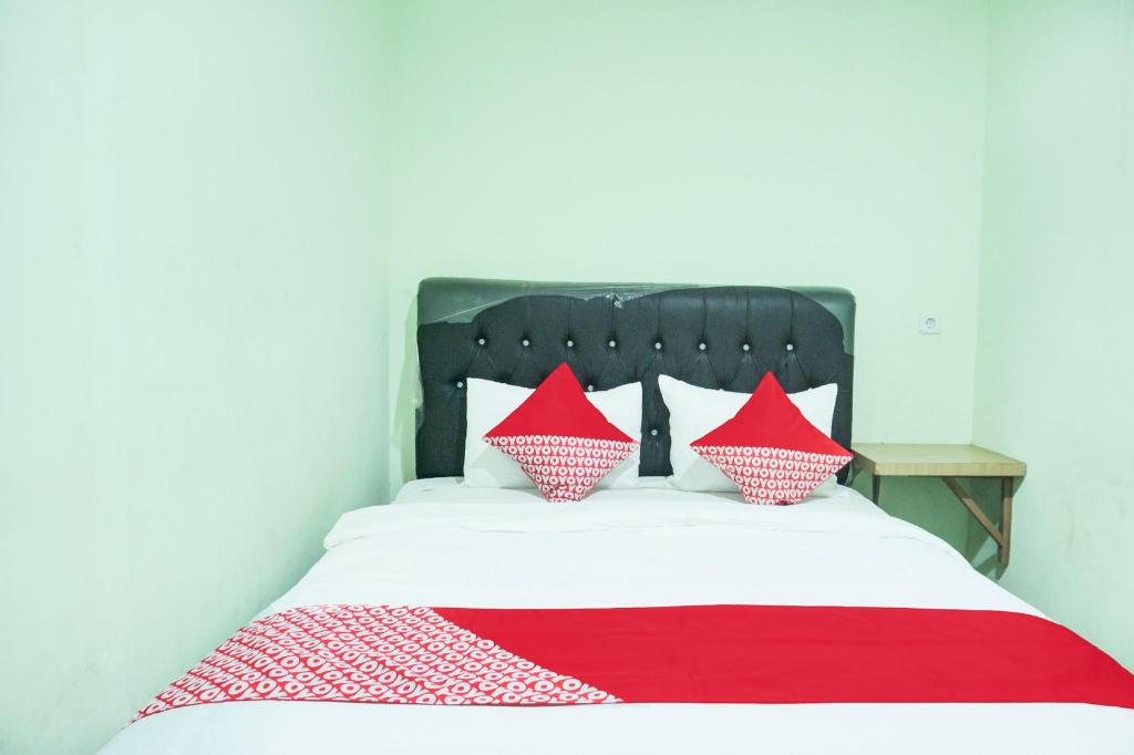 Hotel O Ilir Timur I Near Rsud Siti Fatimah Az-Zahra Formerly Lumendiva Suite 22/44