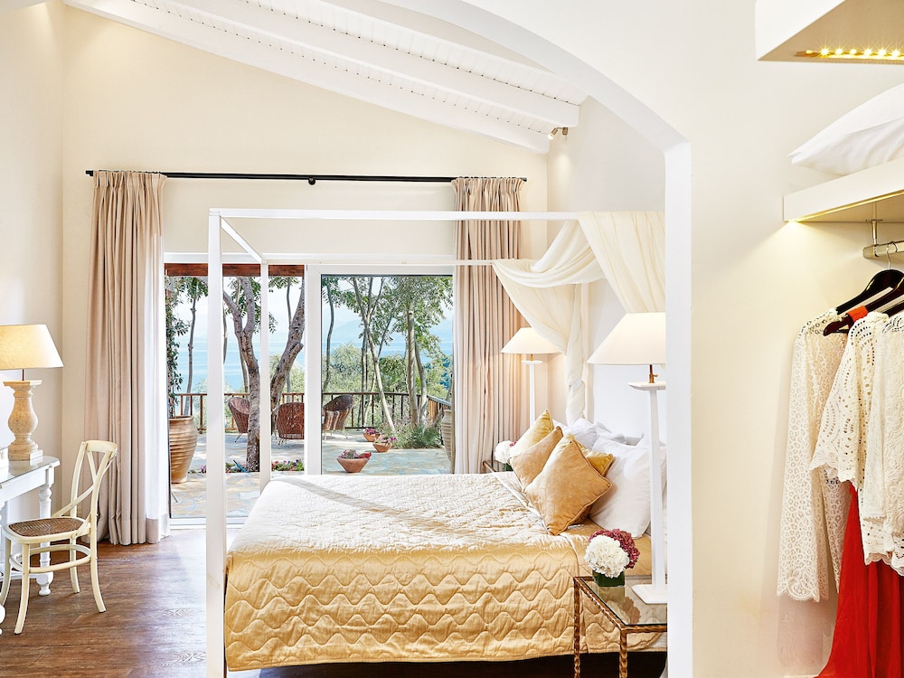 Grecotel Daphnila Bay 15/27