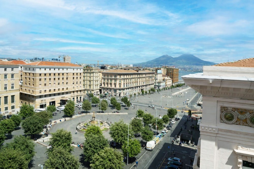 La Ciliegina Lifestyle Hotel 73/77