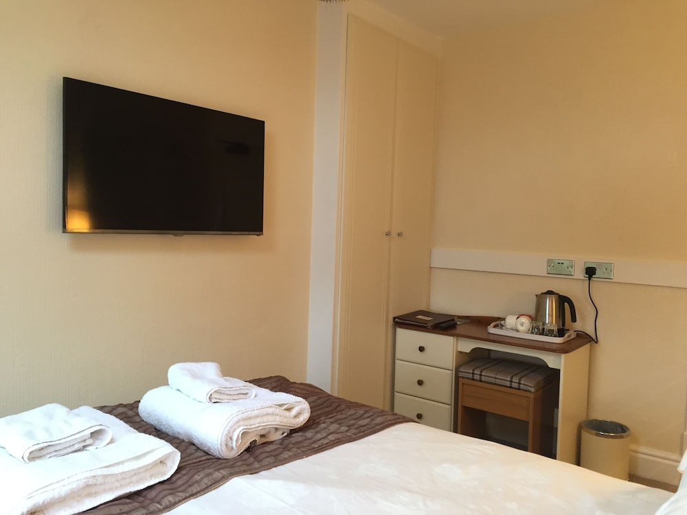 Ba Ba Guest House 7/26