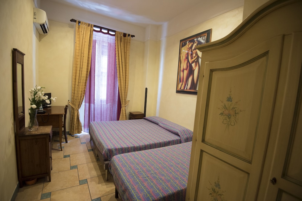 Schilizzi Hotel 13/50
