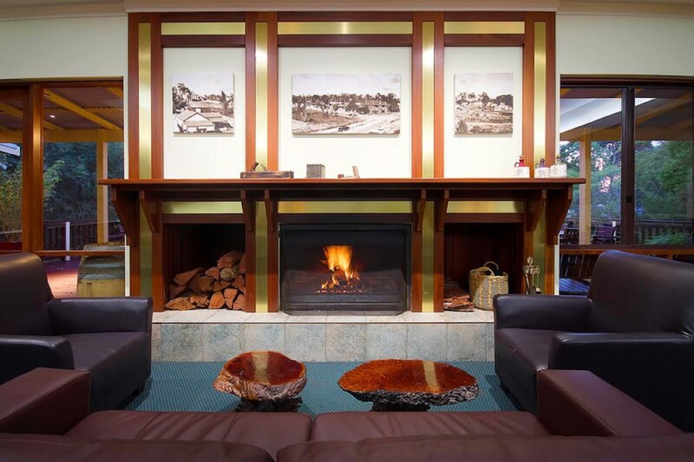 Grande Escape Resort 24/56