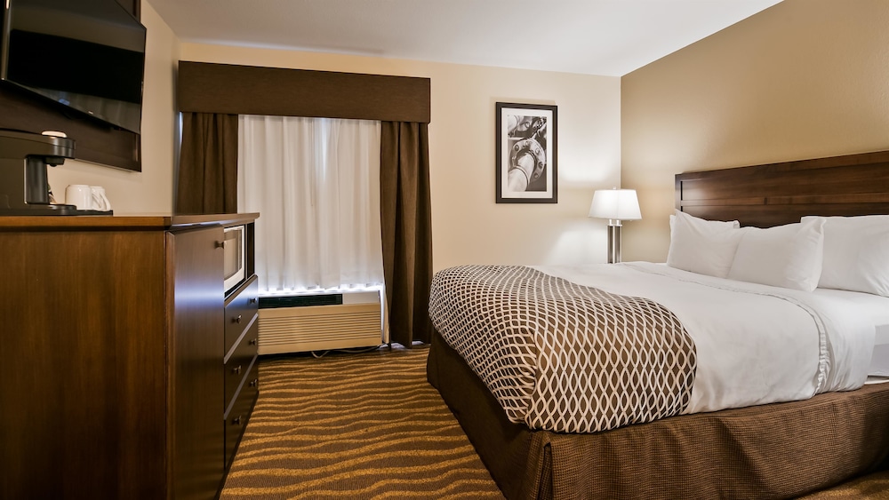 Best Western High Road Inn 5/53