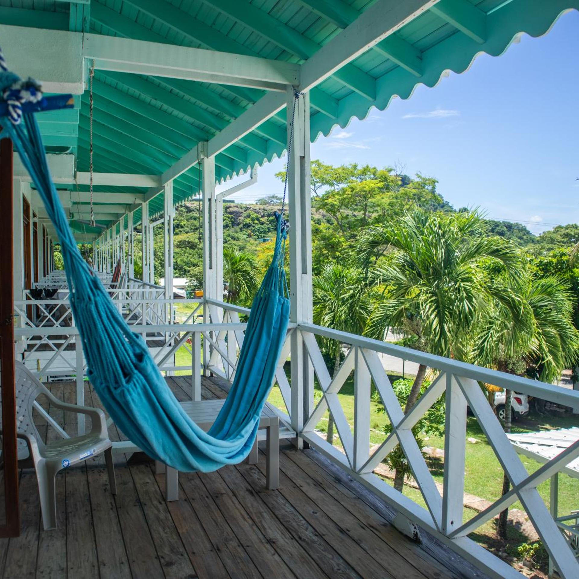 South West Bay Cabanas 30/50