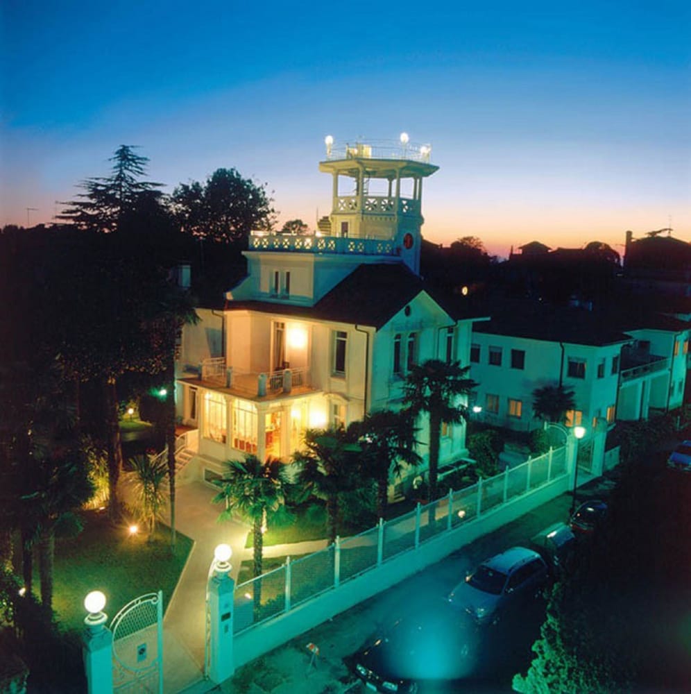Hotel Villa Delle Palme 3/79
