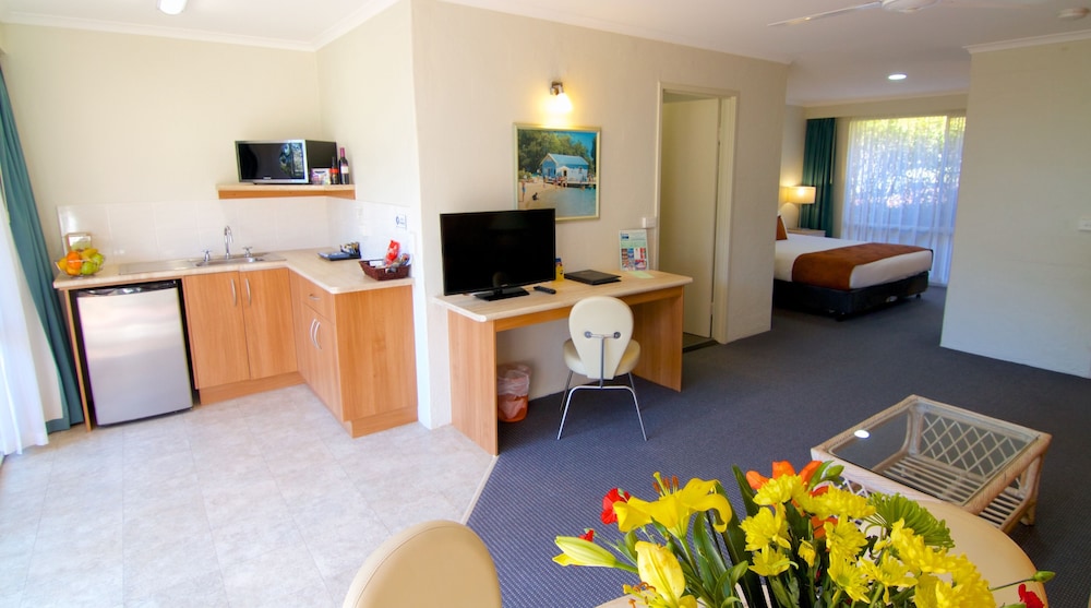 Best Western Fairway Motor Inn 32/37