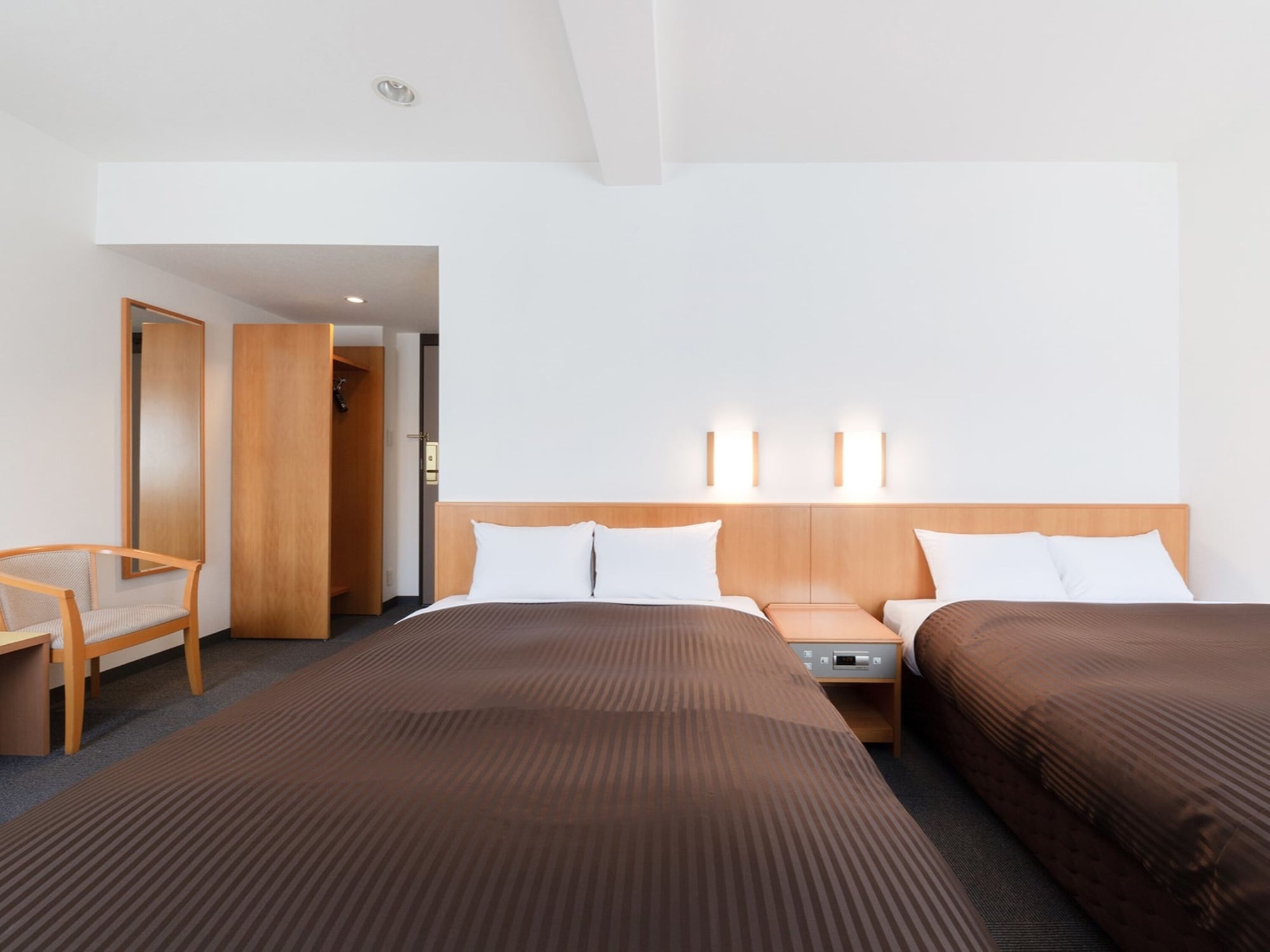 SUPERIOR, TWIN BEDS