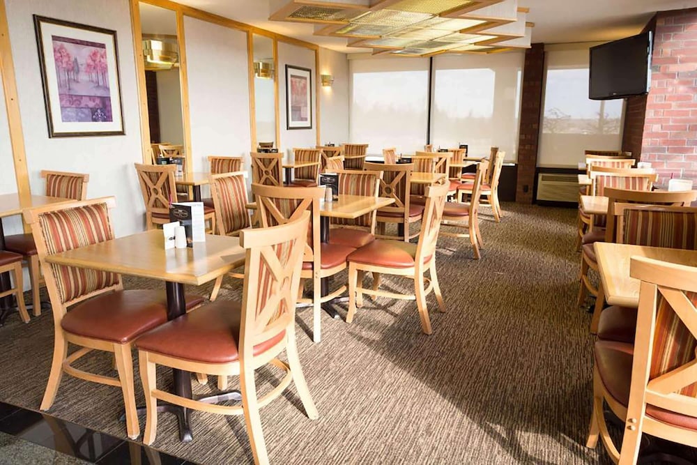 Days Inn by Wyndham Rolla 26/33