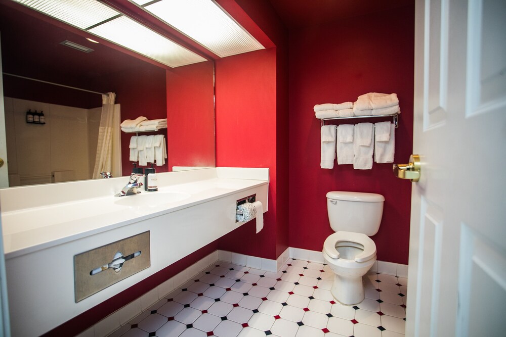Heritage Inn and Suites Rehoboth Beach 22/72