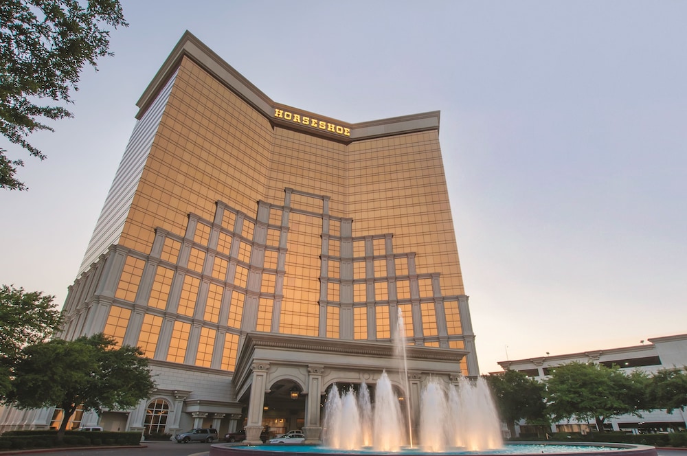 Horseshoe Bossier City - A Caesars Rewards Destination 5/67