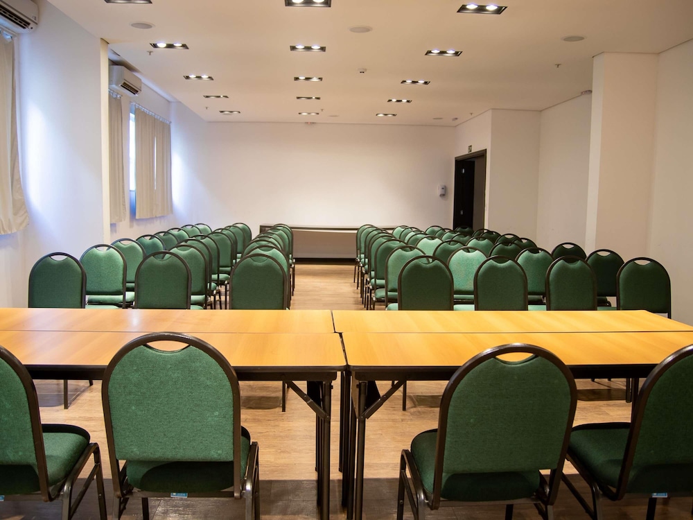 Ibis Styles Tres Rios 35/46