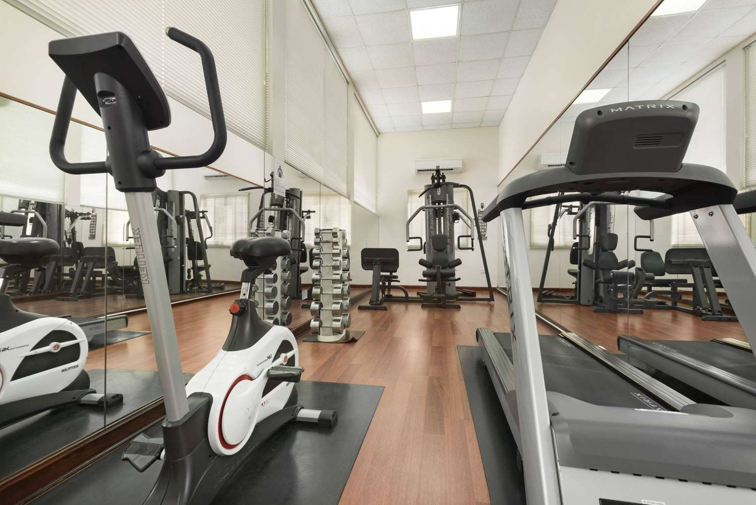 Ramada by Wyndham Bahrain 21/43