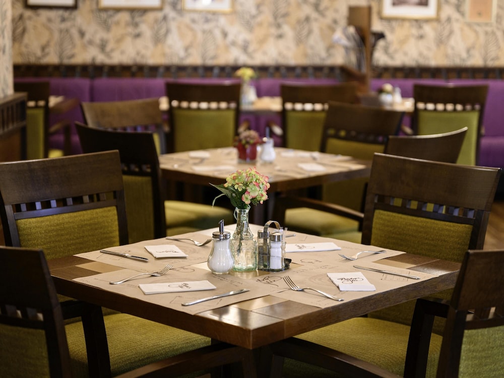 Mercure Szekesfehervar Magyar Kiraly 48/64