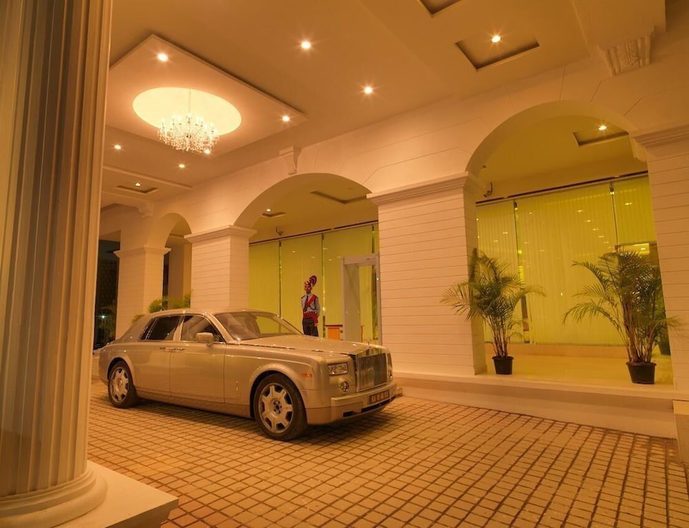 Royal Orchid Central Shimoga 30/52