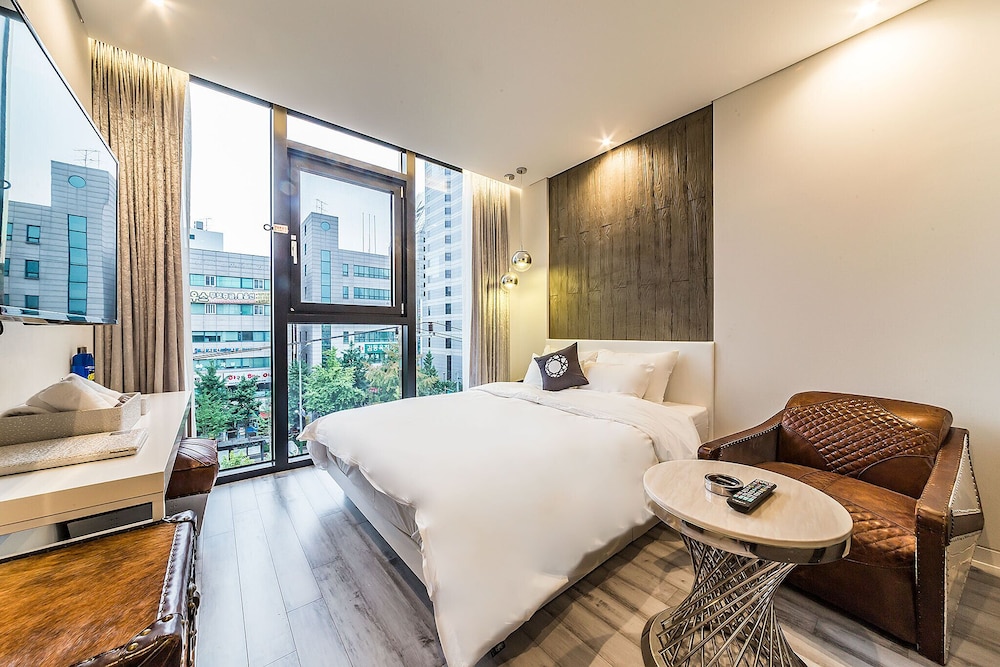 Hotel Cullinan Gaepo 25/58