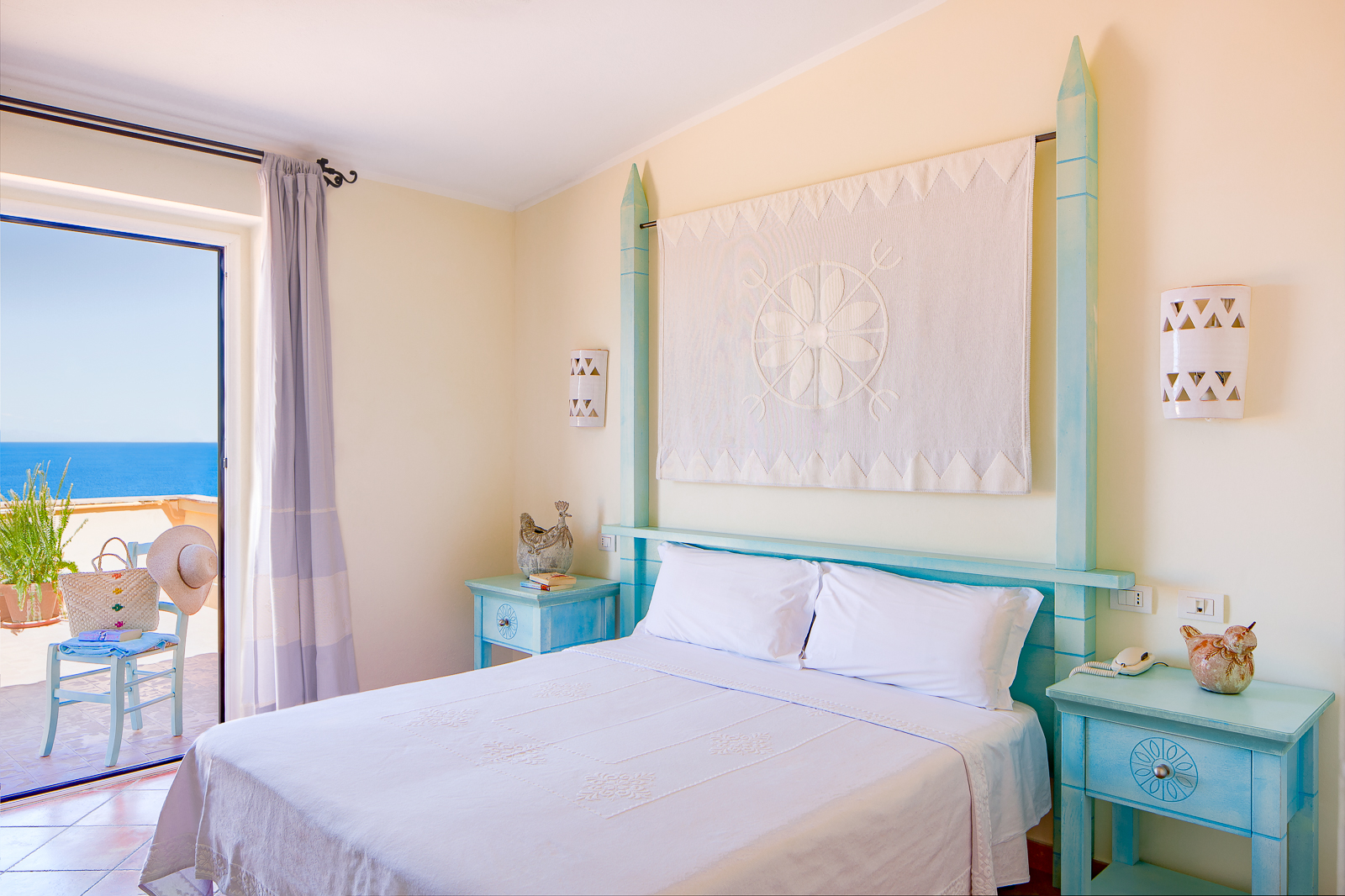Deluxe, Double Bed, Sea View
