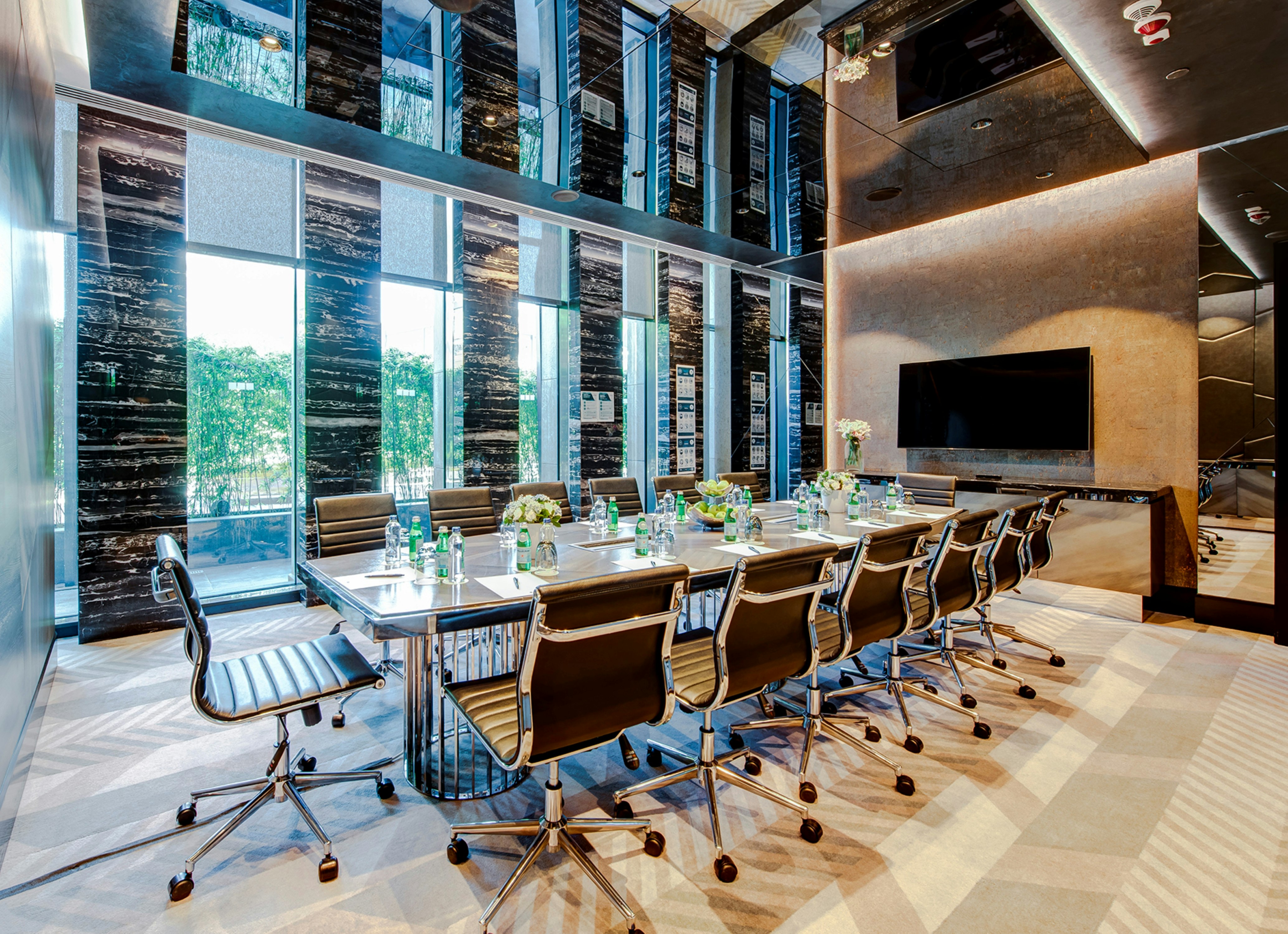 Doubletree By Hilton Istanbul Piyalepasa 67/82