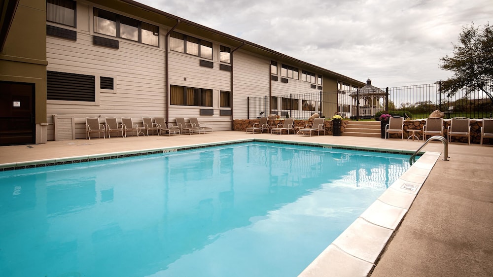 Best Western Benton Harbor-St. Joseph 5/43