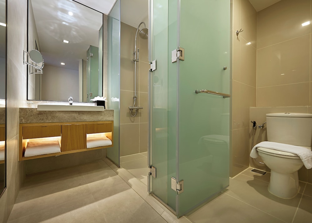 غرفة تنفيذية ثلاثية بسرير كينج وسرير فردي، ANSA Hotel Kuala Lumpur 3/3