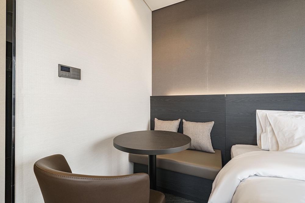 Gloucester Hotel Kintex 40/61