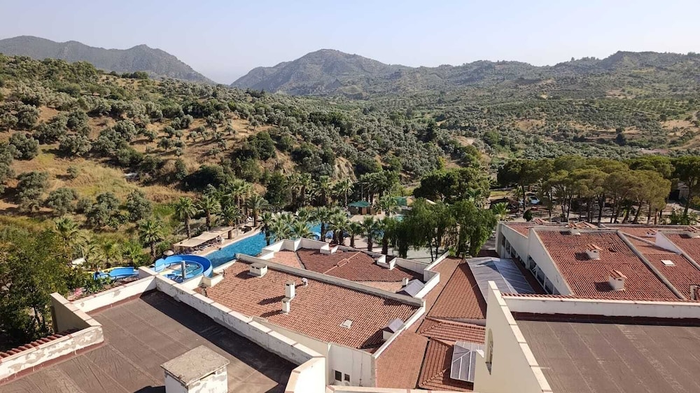 Elitium Thermal Hotel & Spa 25/50