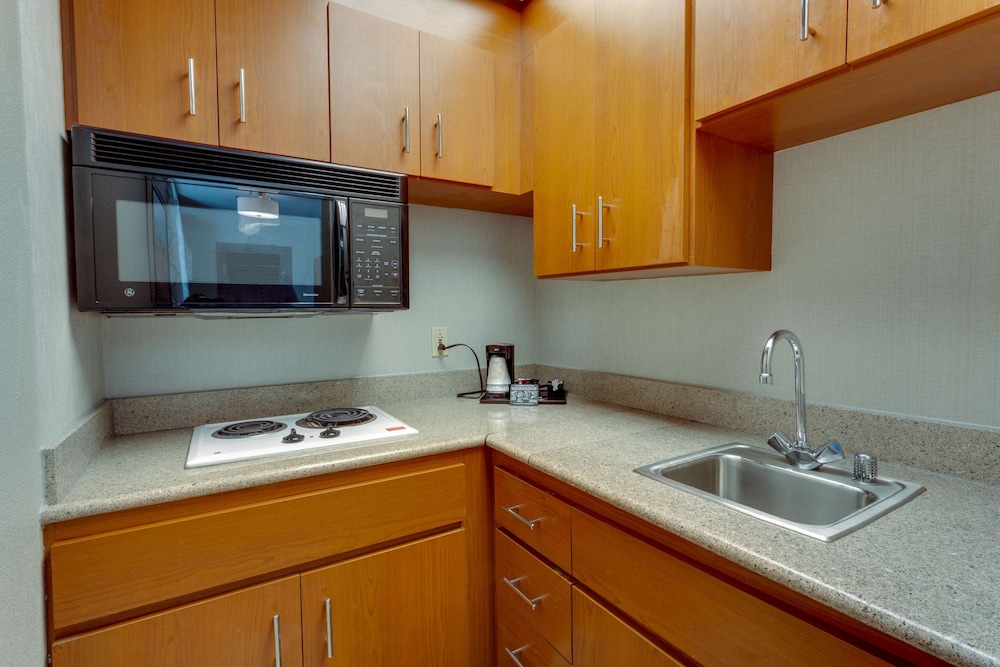 Drury Inn and Suites Hayti Caruthersville 31/34